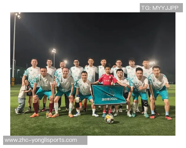 足球13号球衣的传奇故事与球场上的荣耀时刻解析